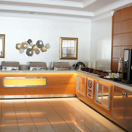 Premier Vista Hotel 4*